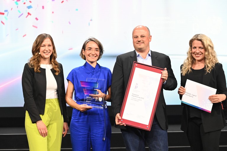 38_STATE PRIZE FOR DIGITALIZATIONPlakolm_Lifestyle, Jugend und e-Sport_x-net services_Kaiser_©4GAMECHANGERS.JPG